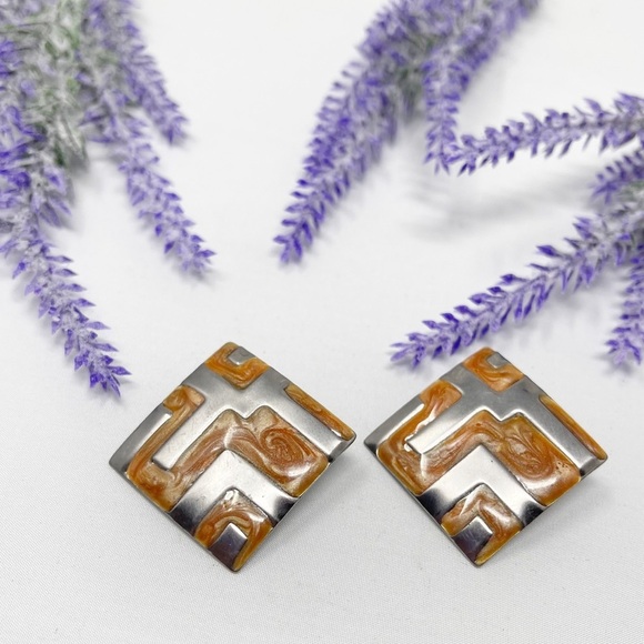 Vintage 80s Silver Tone Swirl Enamel Pierced Earrings - Picture 1 of 3